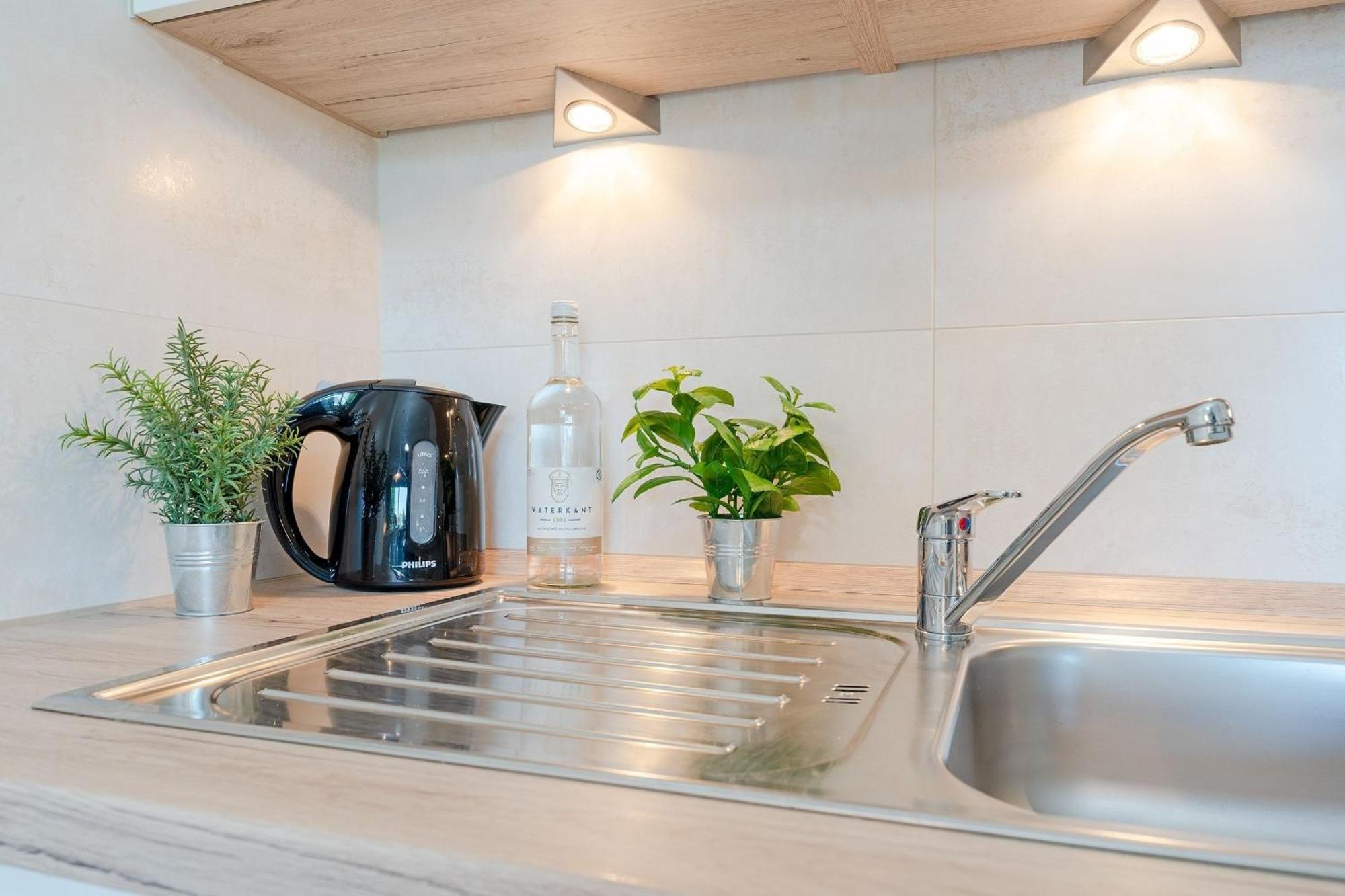 Haus Bellevue Moewensuite シャルボイツ エクステリア 写真